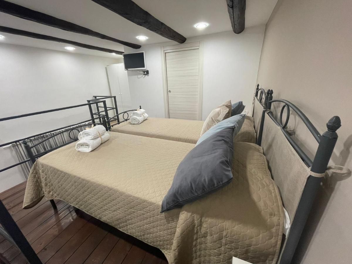 Casa Sofi Apartment Napoli Bagian luar foto